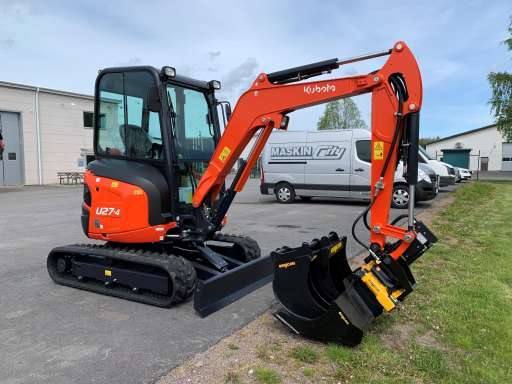 Kubota U27-4